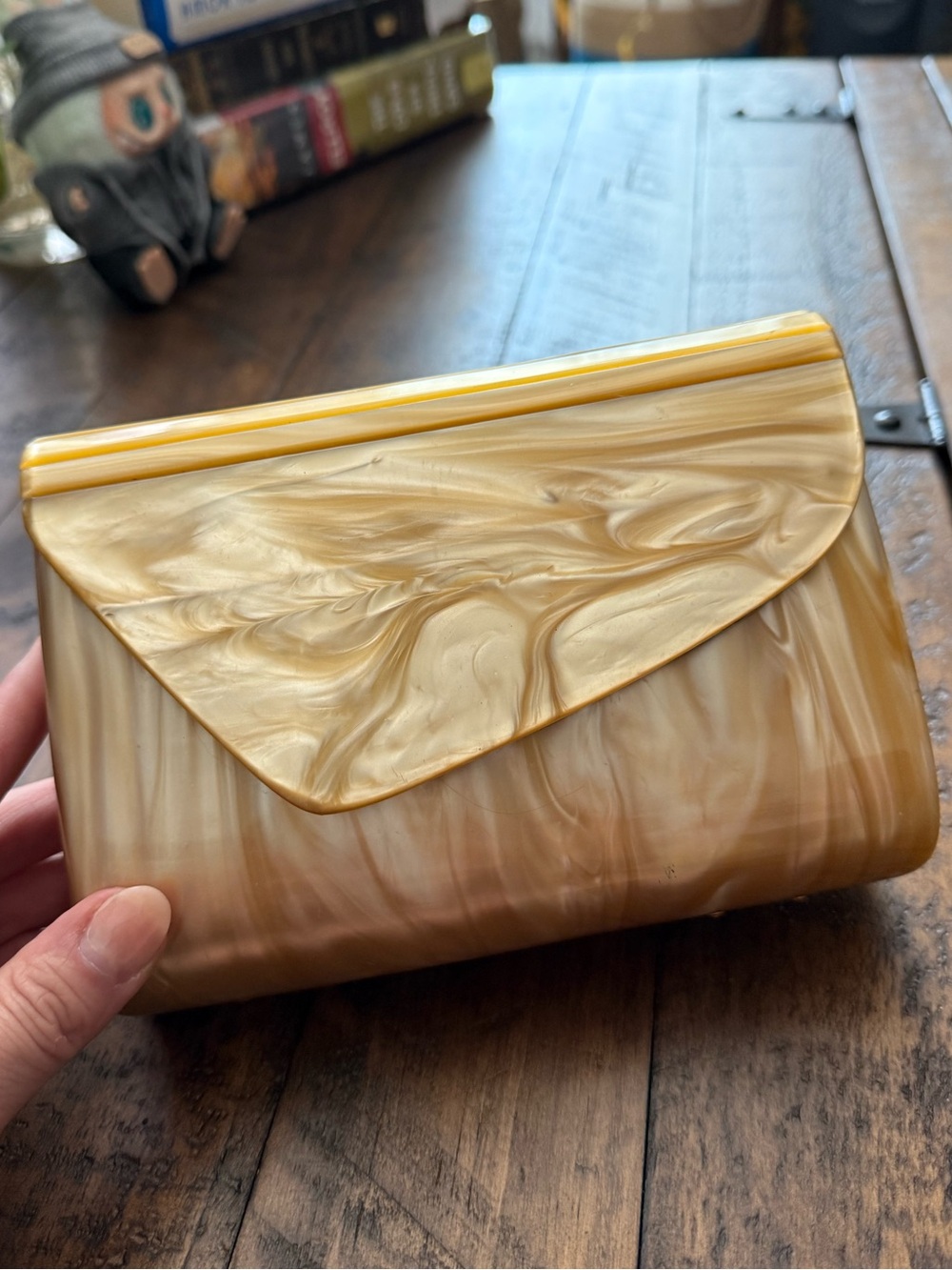 Vintage Acrylic Fiona Marbled Cream Clutch with Removable Gold Cross Body Chain